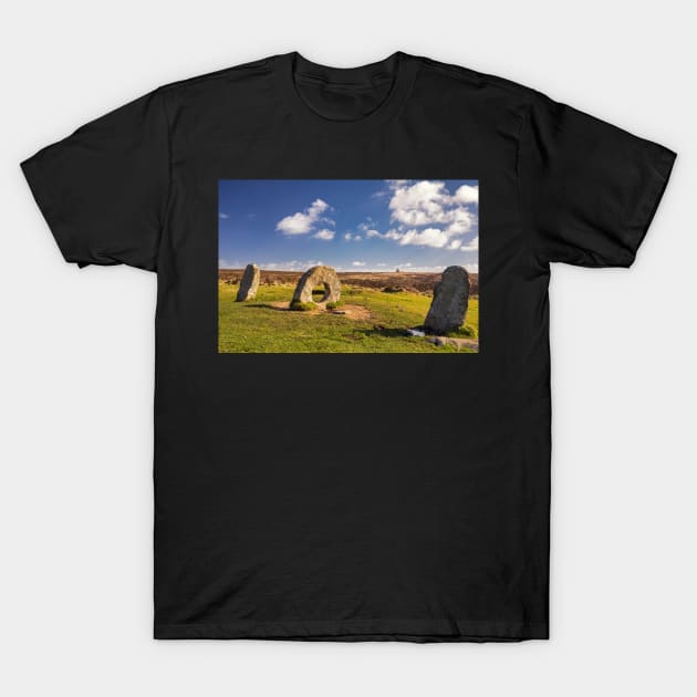 Mên-an-Tol, Madron, Cornwall T-Shirt by dasantillo